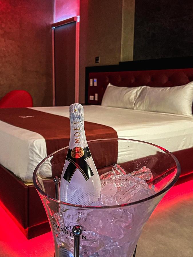 Motel Boutique Qatro Ensenada Eksteriør bilde